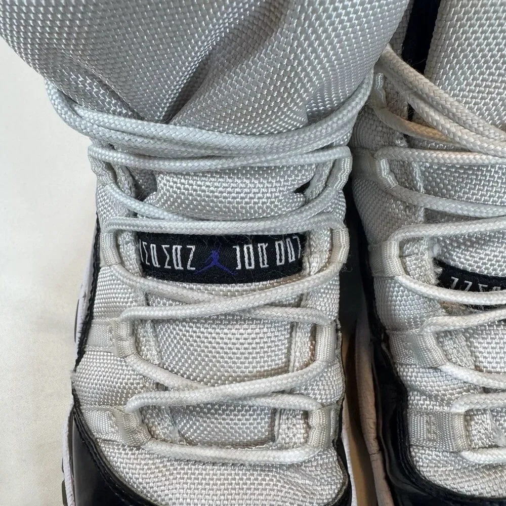Nike Air Jordan 11 Retro Concord 2011 378038-107 White Black